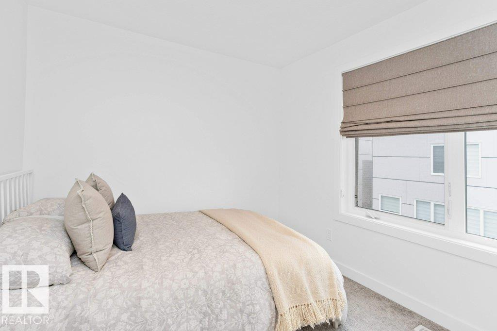 #8 9745 92 ST NW, Edmonton