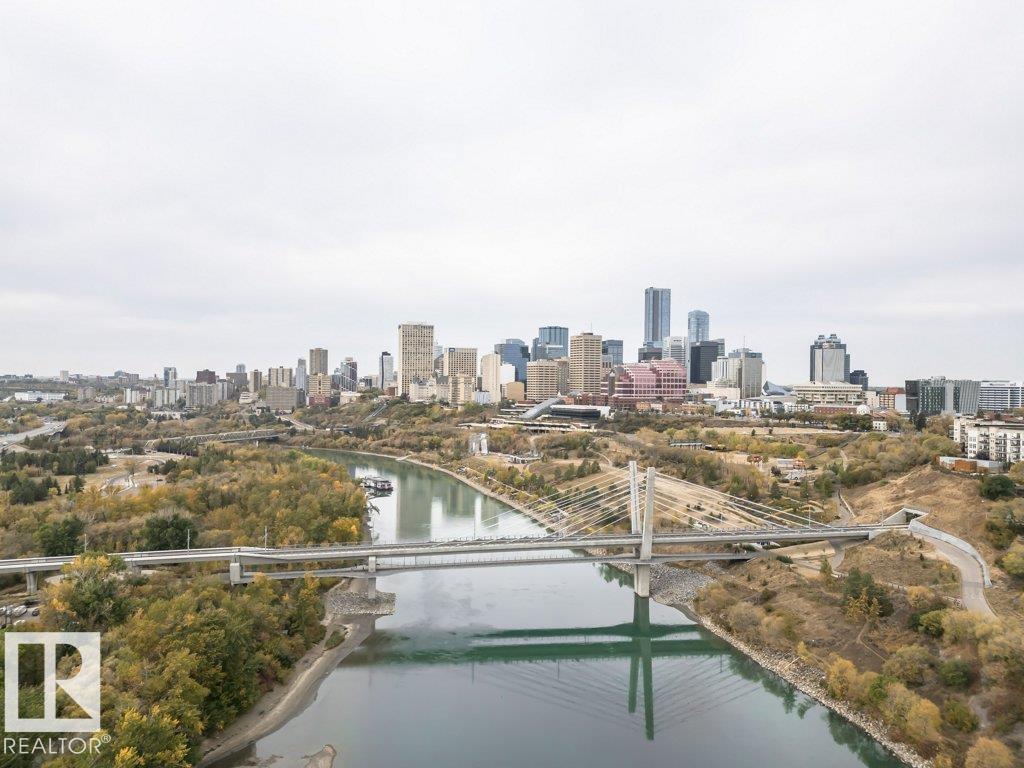 #8 9745 92 ST NW, Edmonton