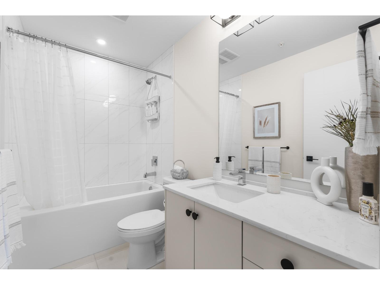 312 45505 CAMPUS DRIVE, Garrison Crossing, Chilliwack