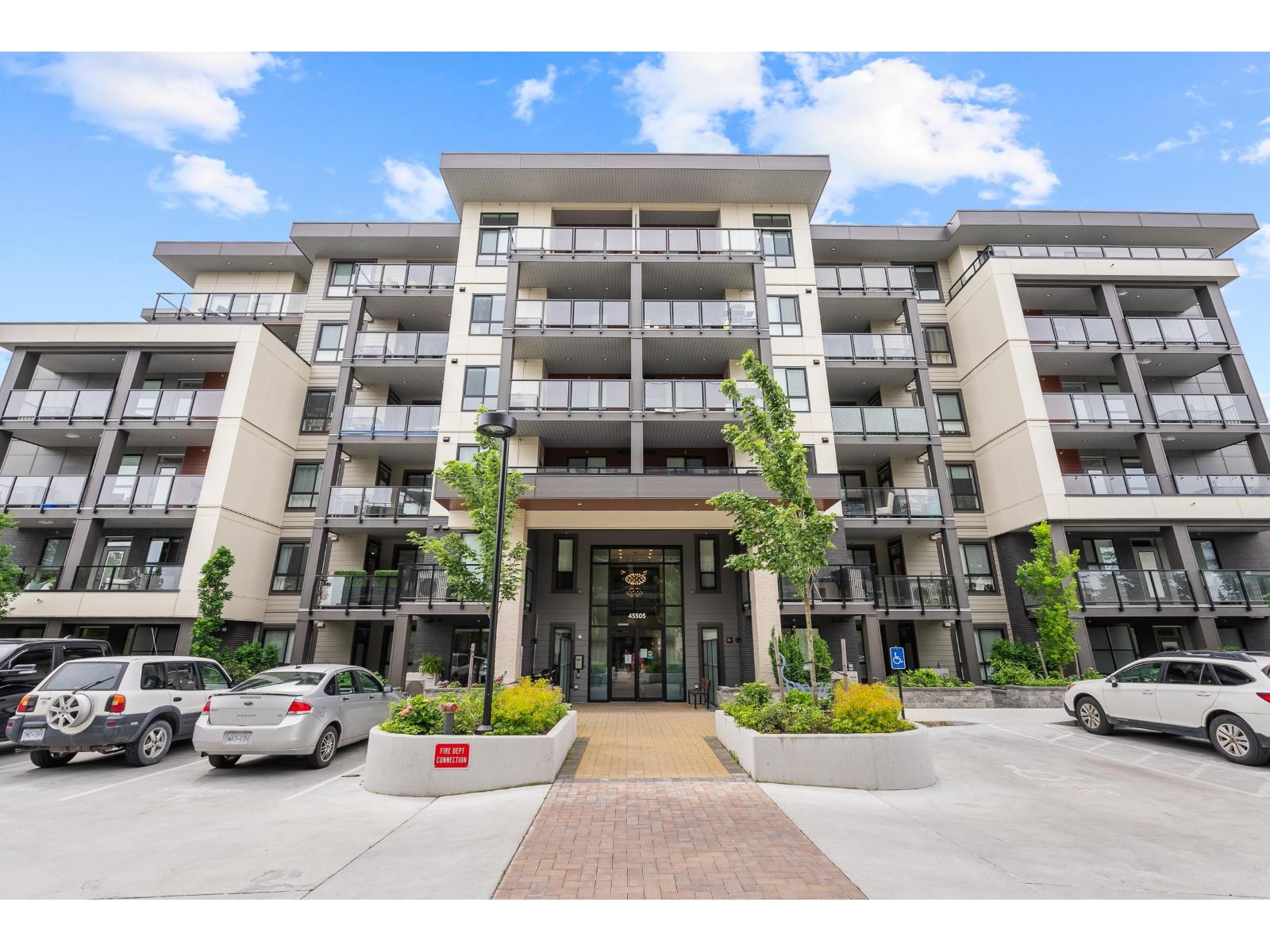 312 45505 CAMPUS DRIVE, Garrison Crossing, Chilliwack