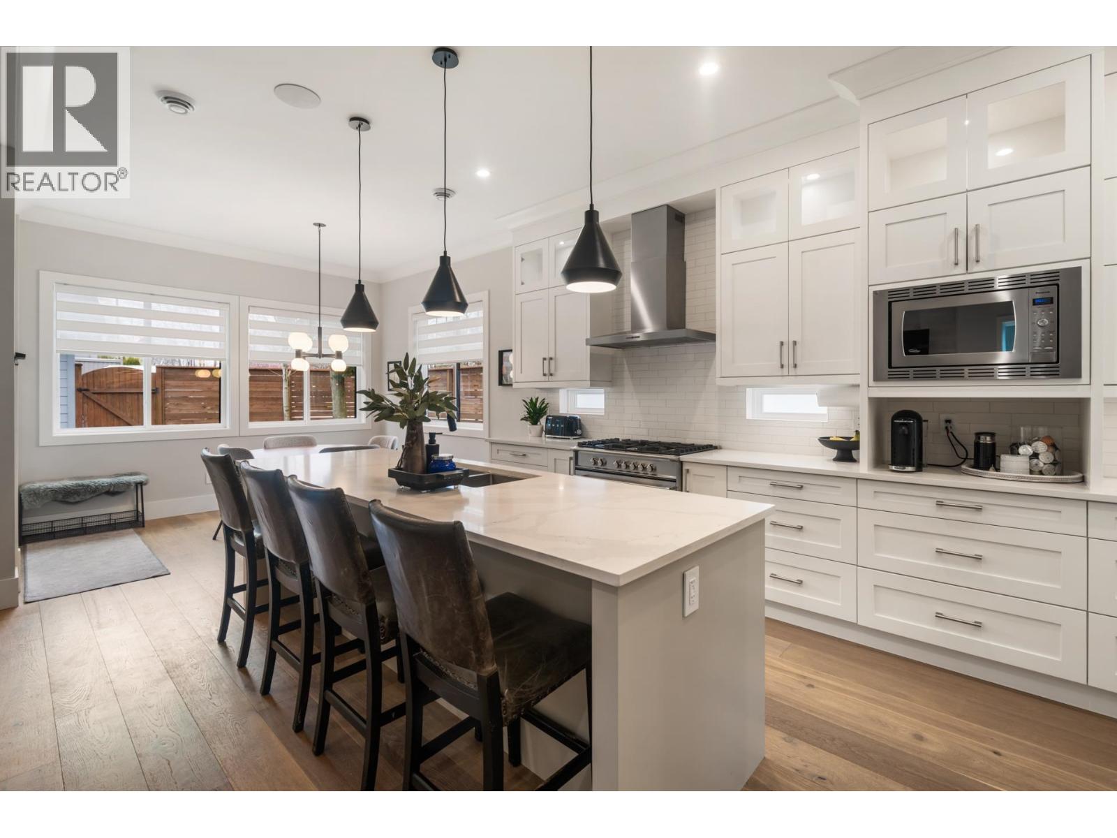 1745 ENDERBY AVENUE, Delta