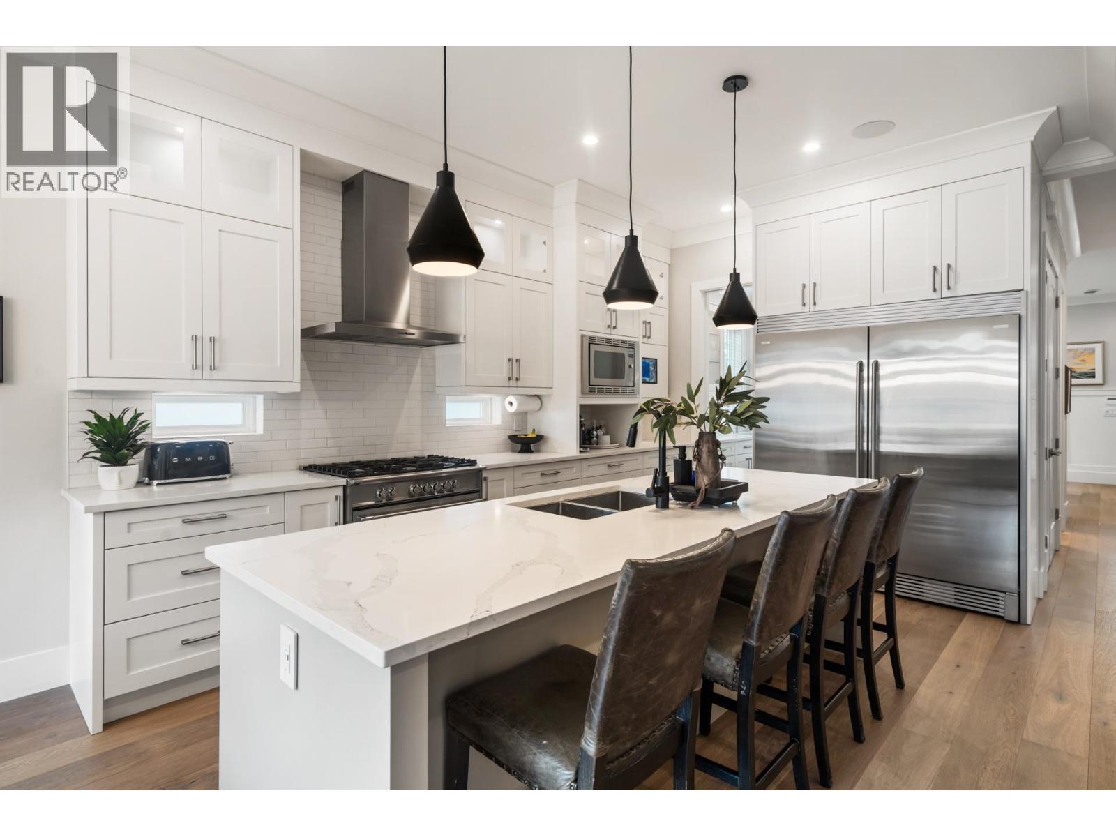 1745 ENDERBY AVENUE, Delta