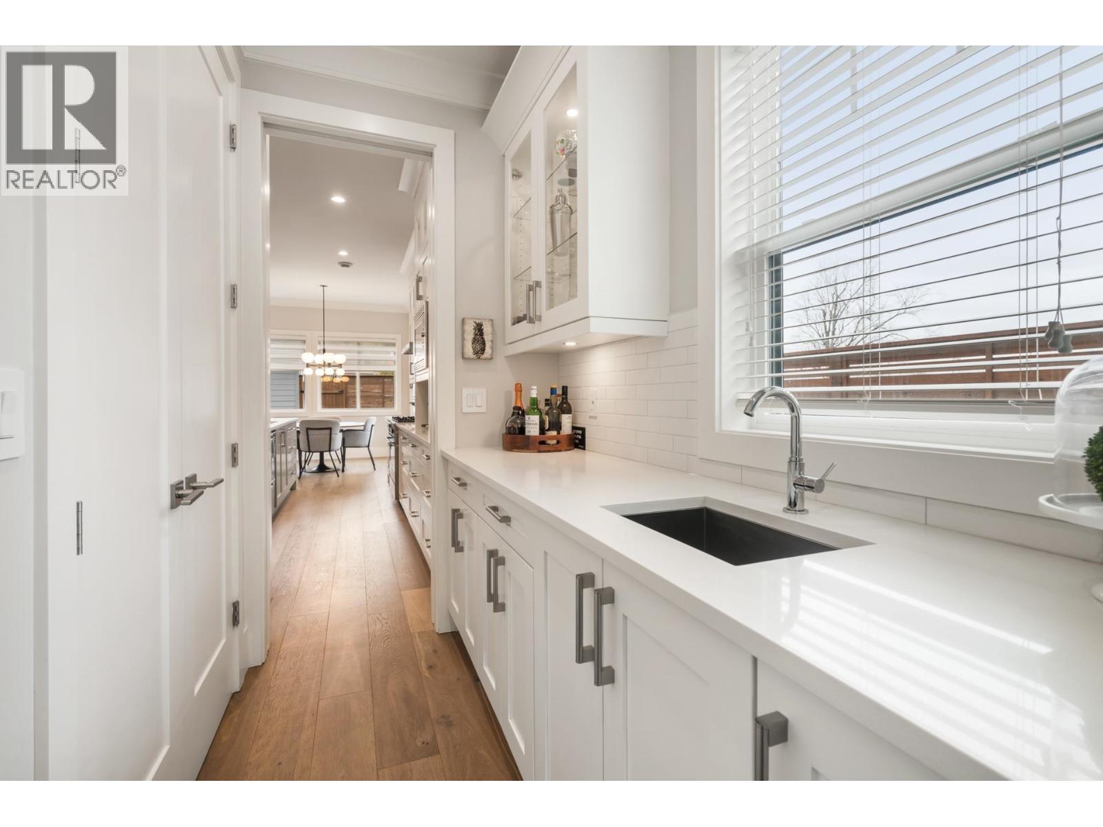 1745 ENDERBY AVENUE, Delta