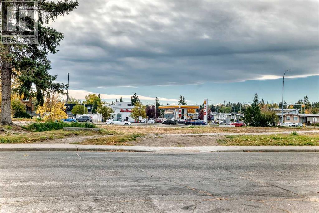 Multi-family House Bi-level for Sale in  &  Huntford Close NE Huntington Hills Calgary 