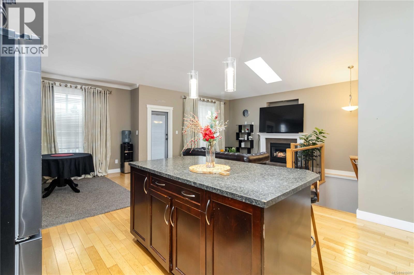  909 Cavalcade Terrace, Langford