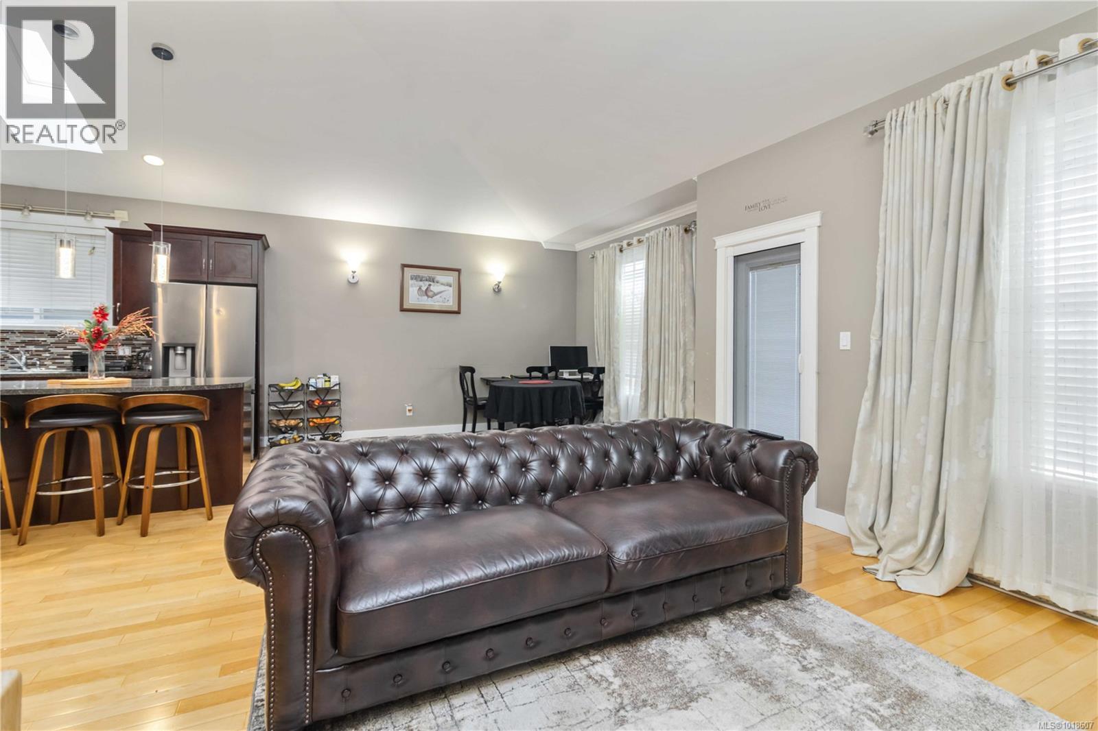  909 Cavalcade Terrace, Langford