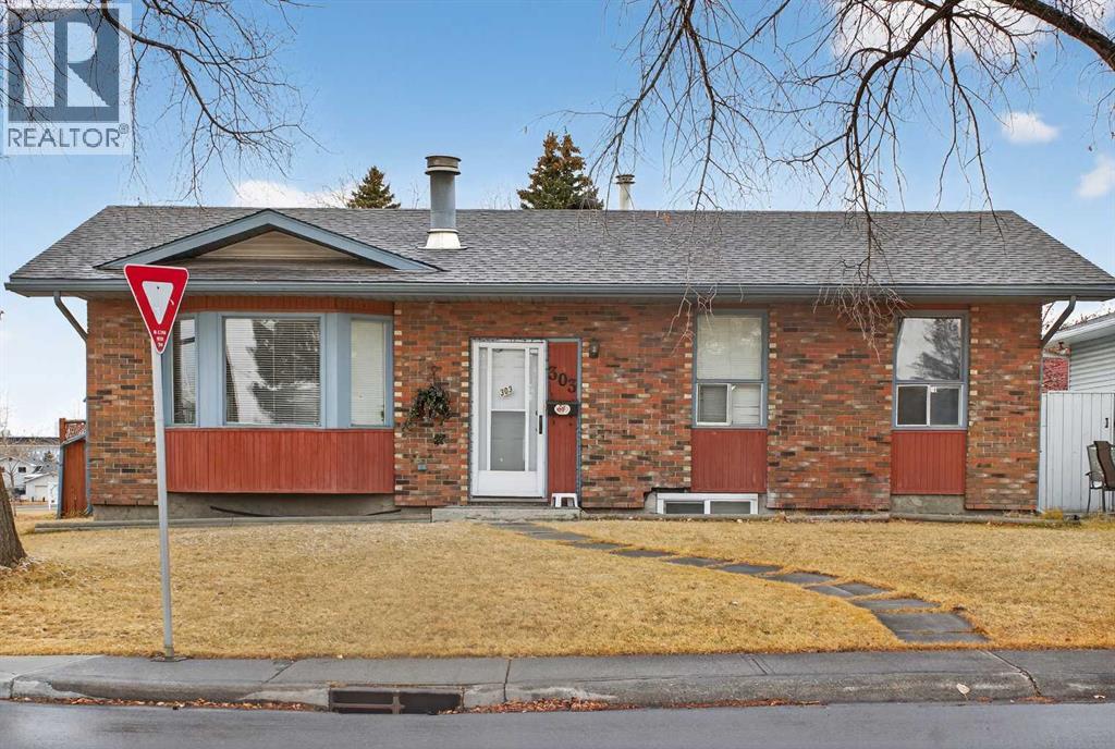 303 Whiteview Road NE, Calgary, Alberta