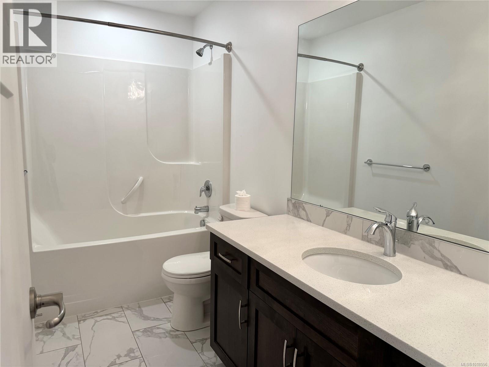 5211 Hammond Bay Rd, Nanaimo