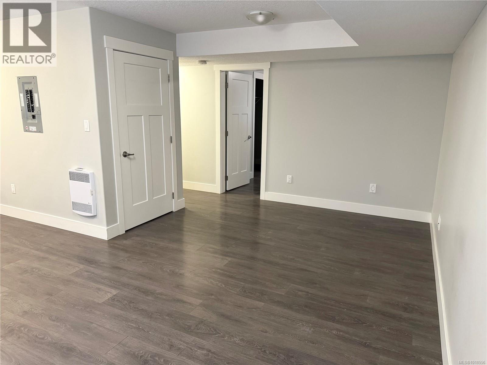 5211 Hammond Bay Rd, Nanaimo