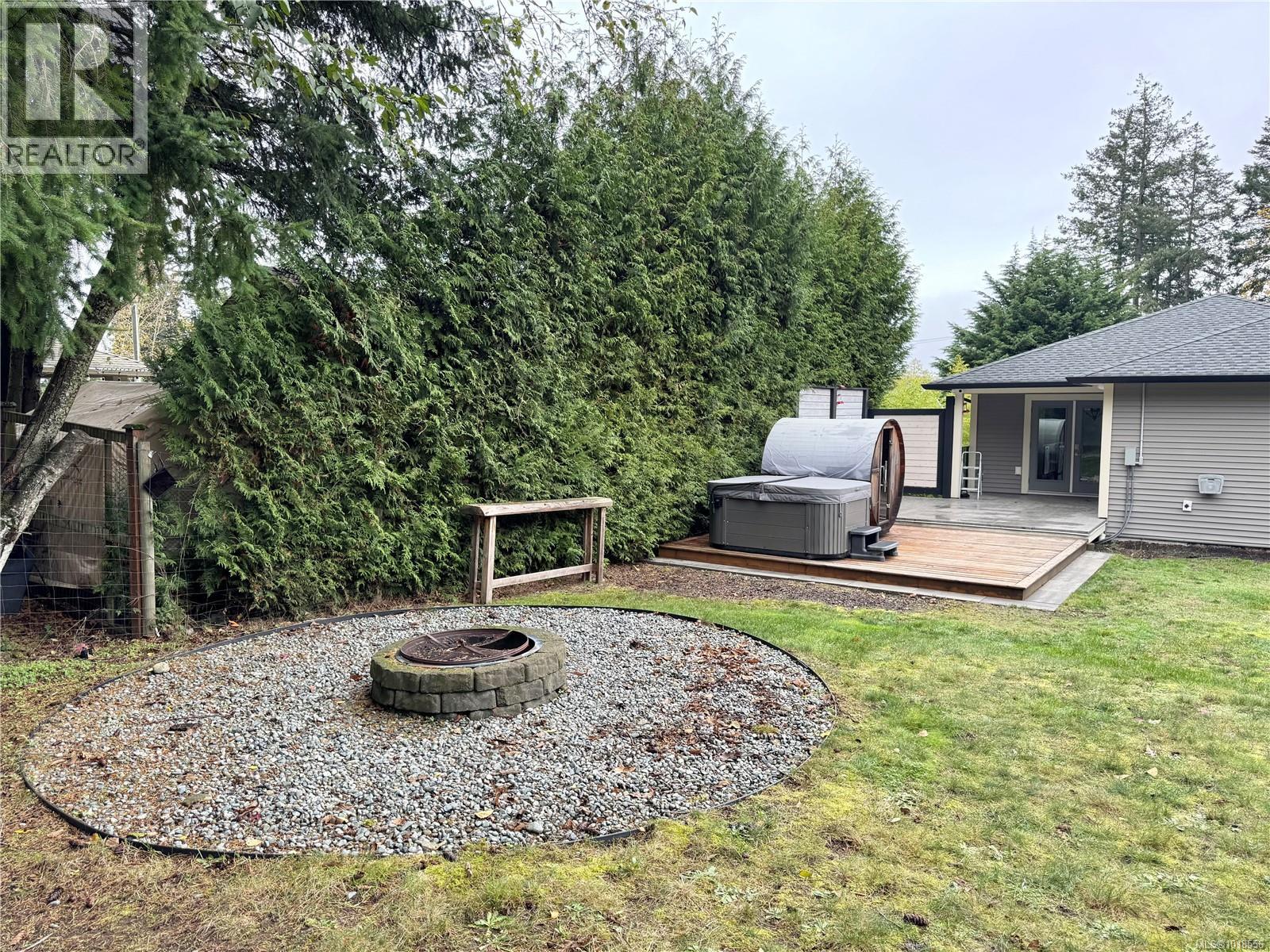 5211 Hammond Bay Rd, Nanaimo