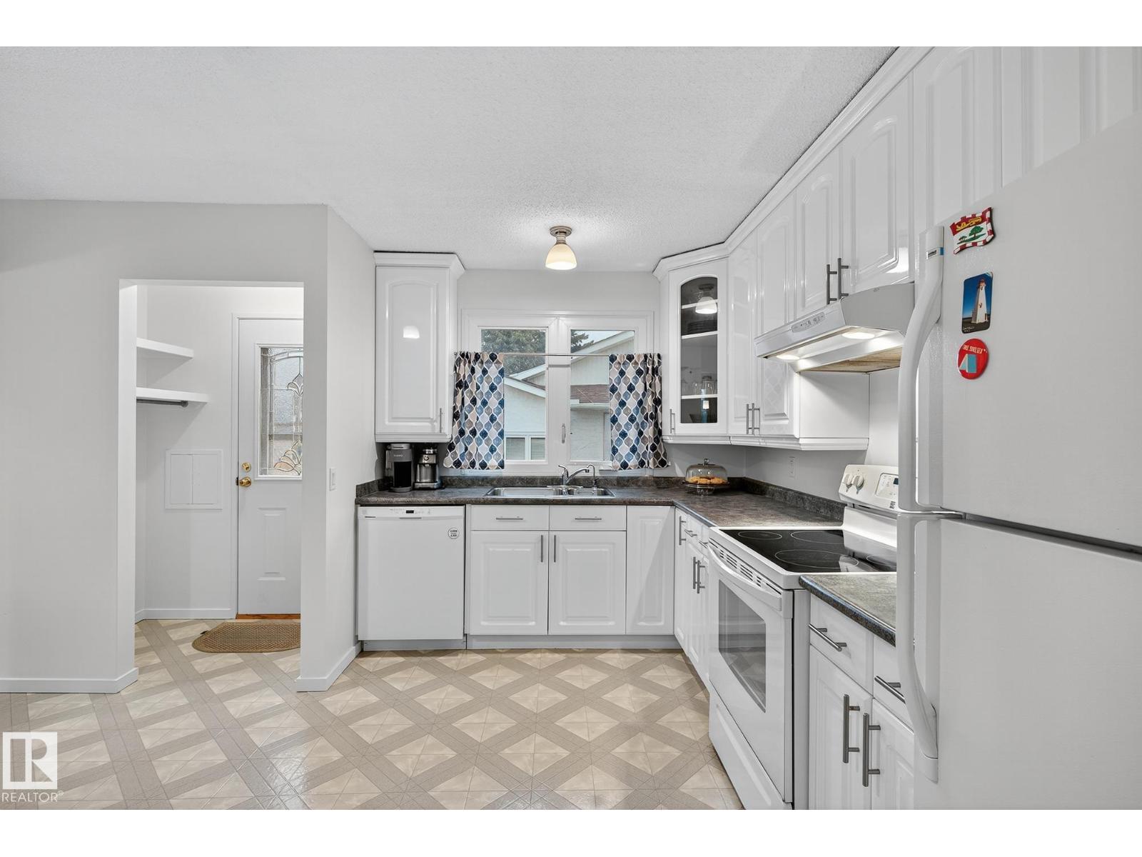 106 GLAMORGAN DR, Sherwood Park