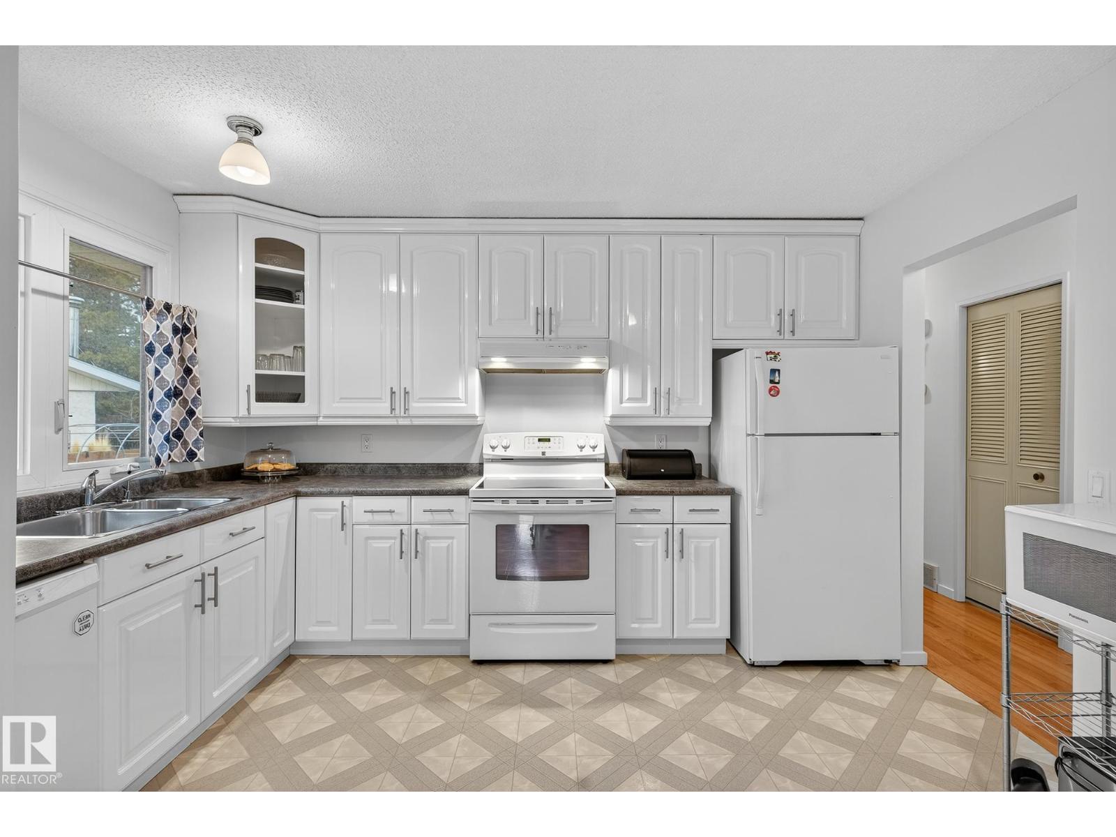 106 GLAMORGAN DR, Sherwood Park