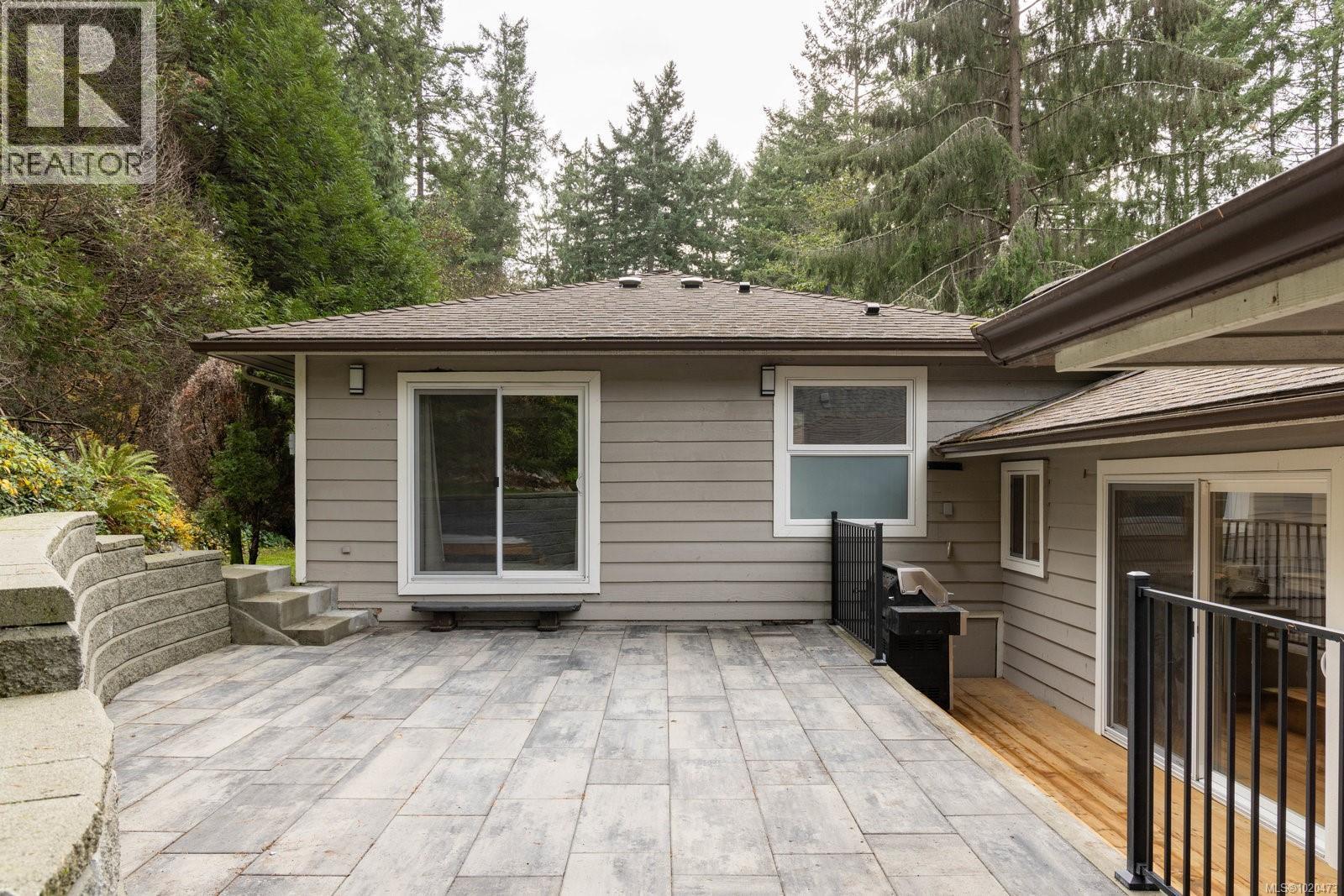  4465 Emily Carr Drive, Saanich