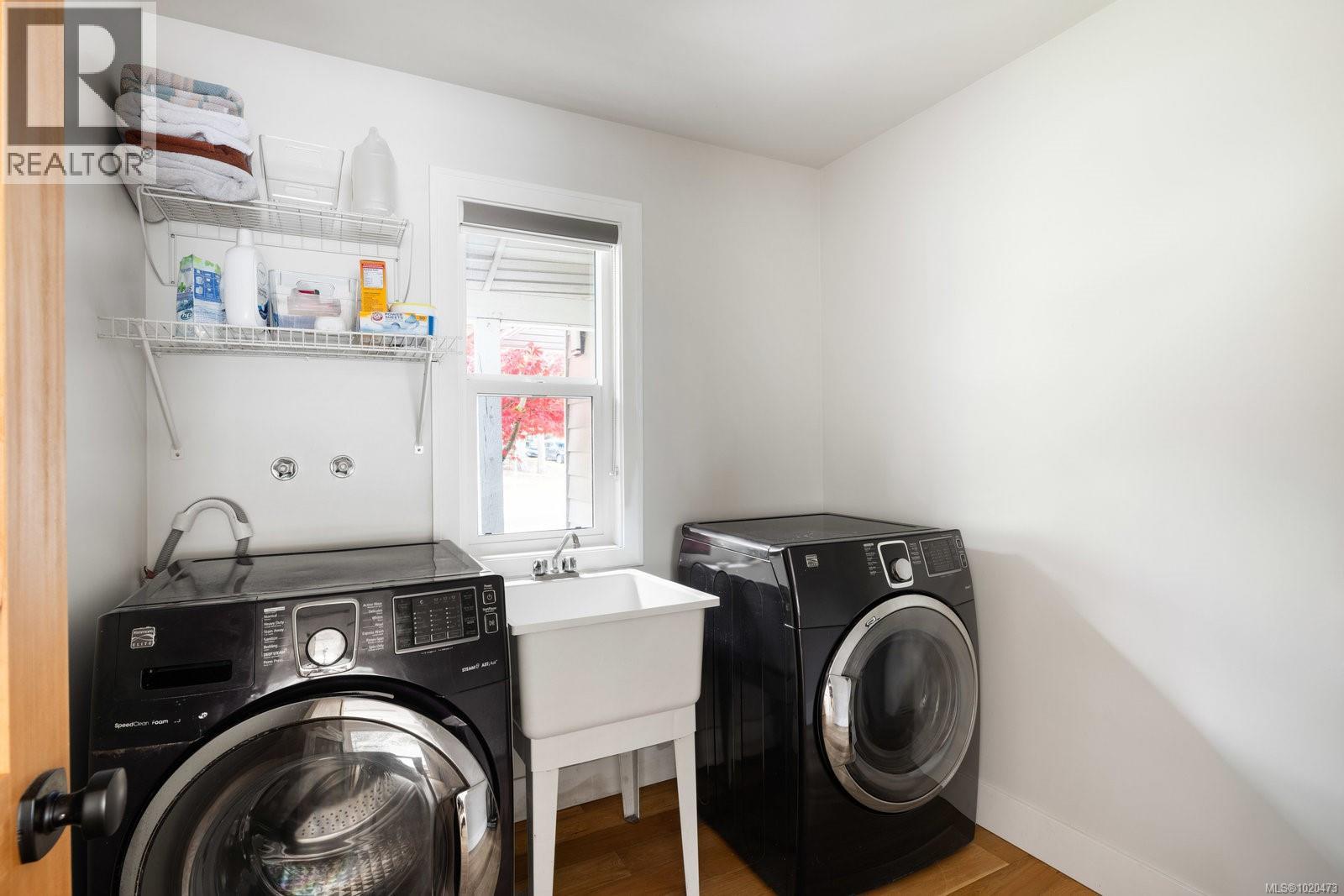  4465 Emily Carr Drive, Saanich