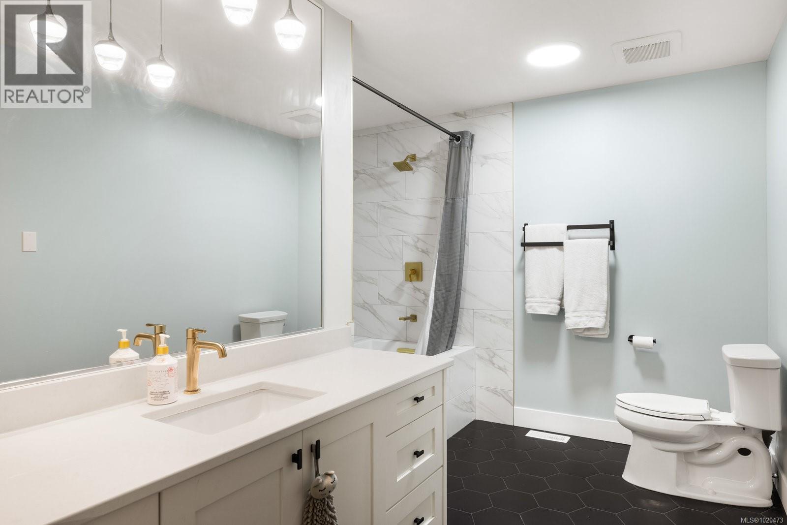  4465 Emily Carr Drive, Saanich