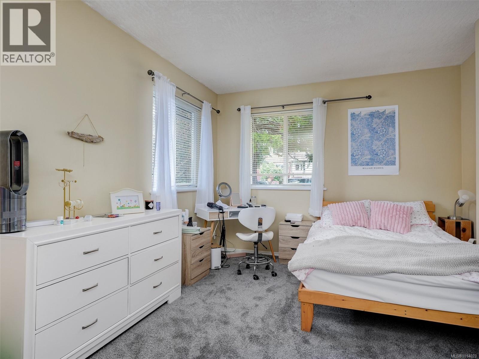  1660 Elm Street, Saanich