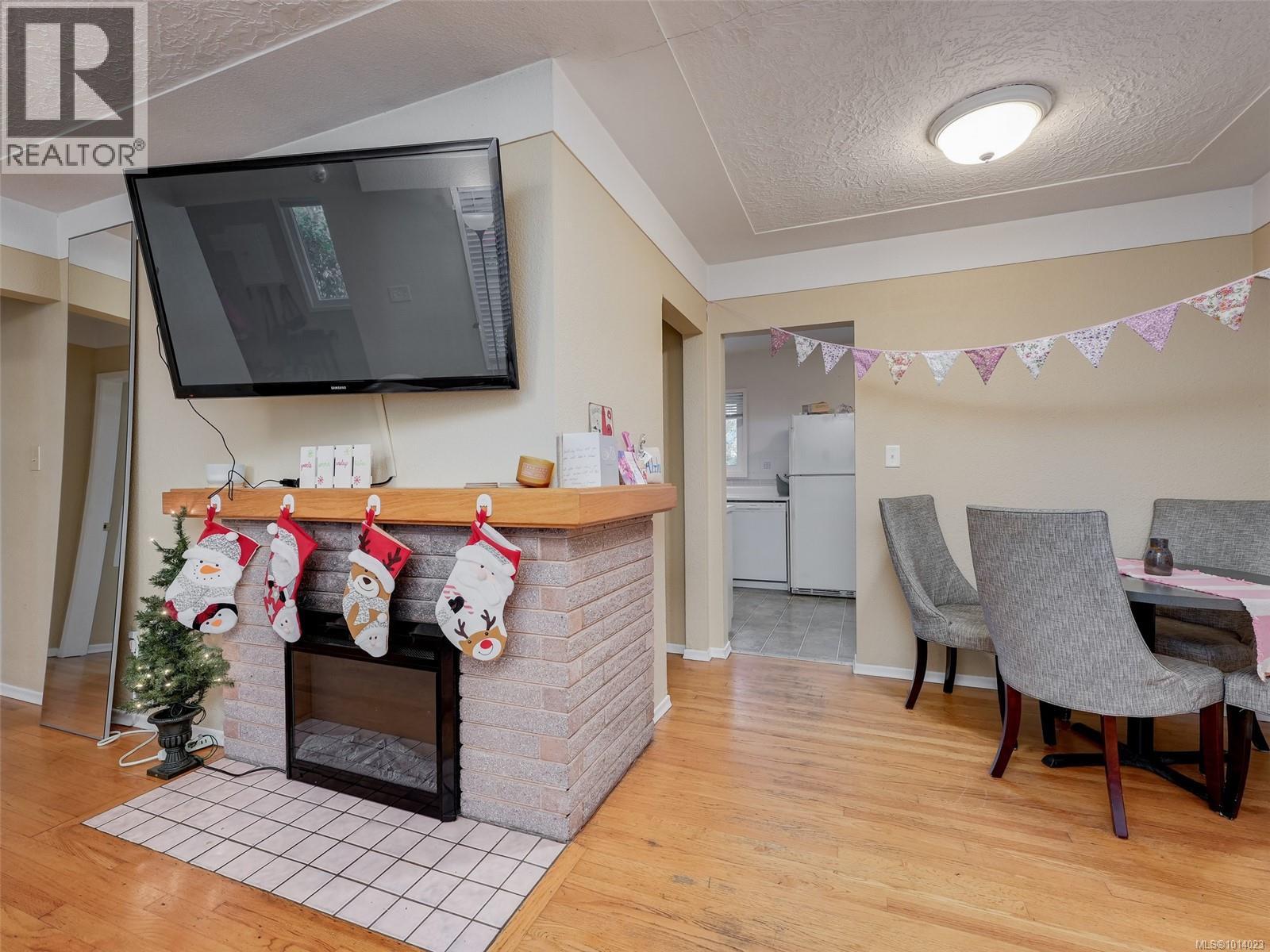  1660 Elm Street, Saanich