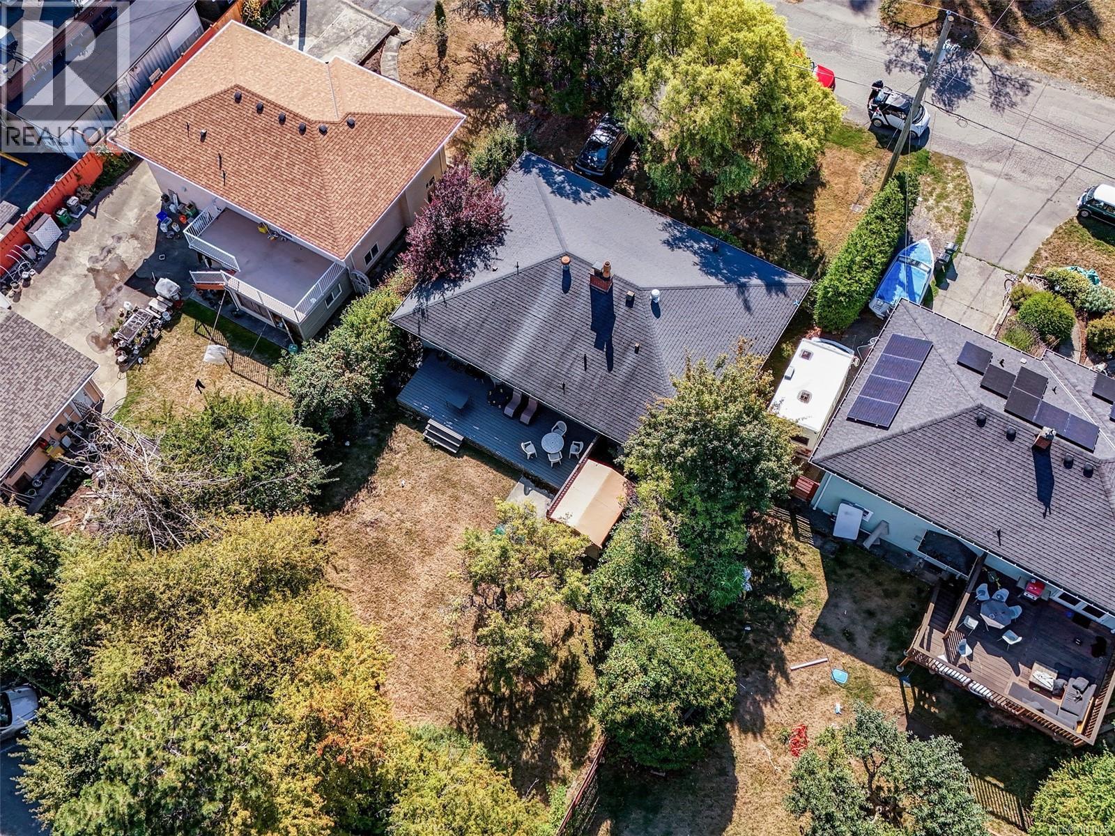  1660 Elm Street, Saanich