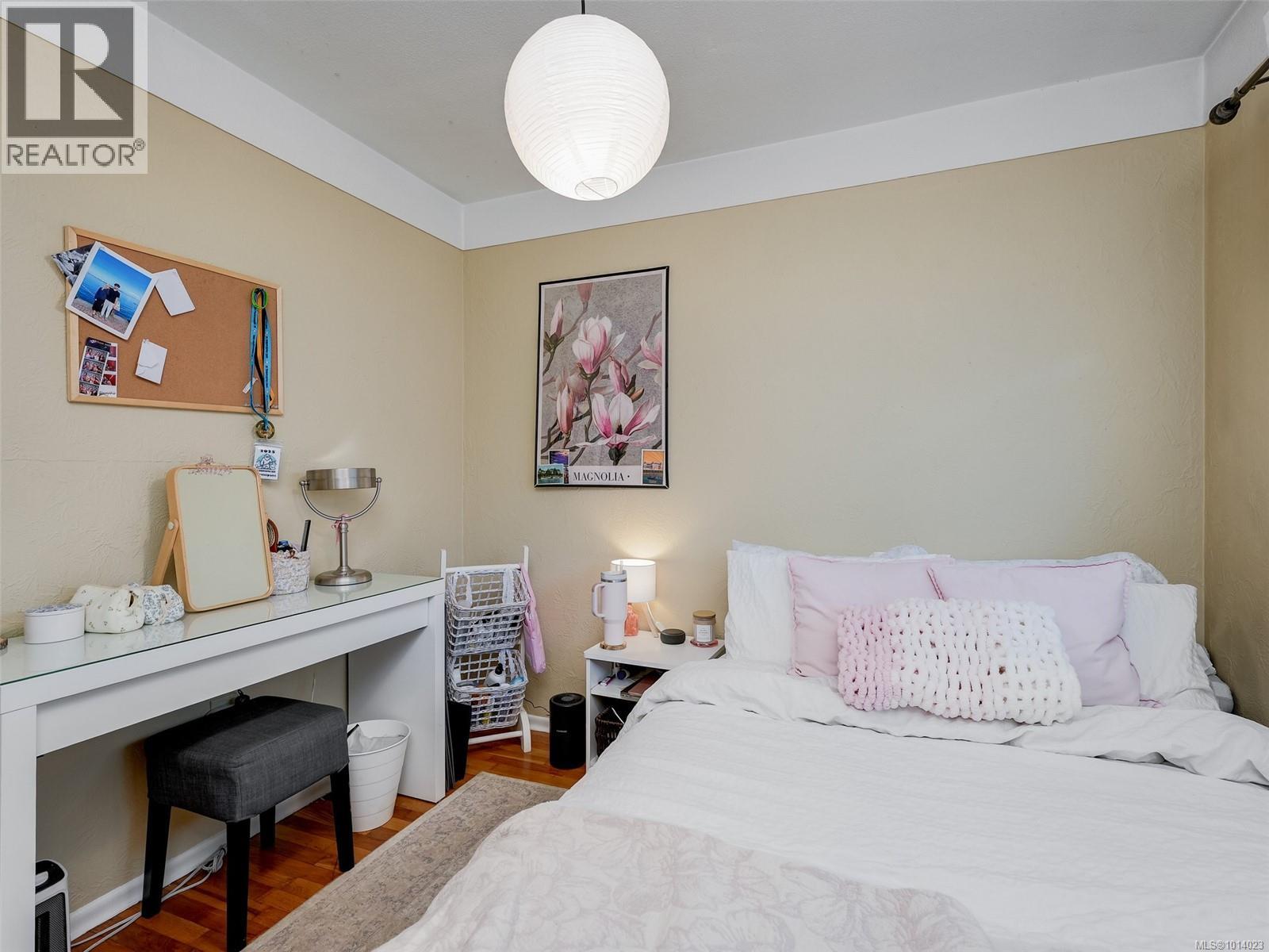  1660 Elm Street, Saanich