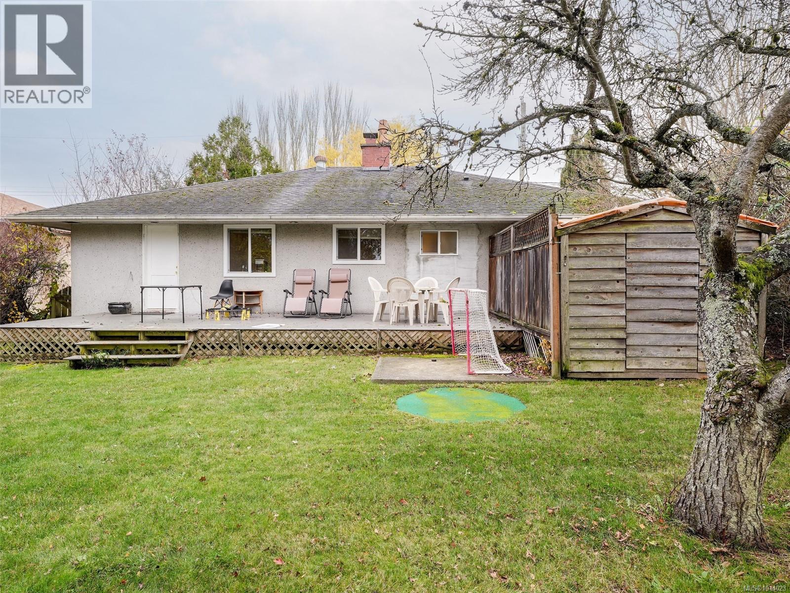  1660 Elm Street, Saanich