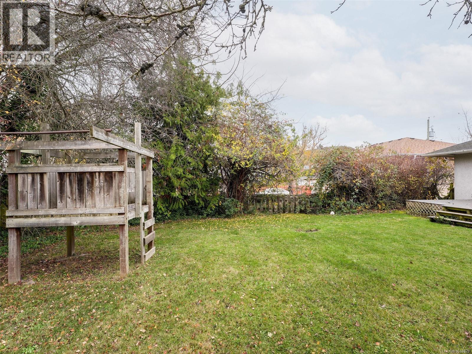  1660 Elm Street, Saanich