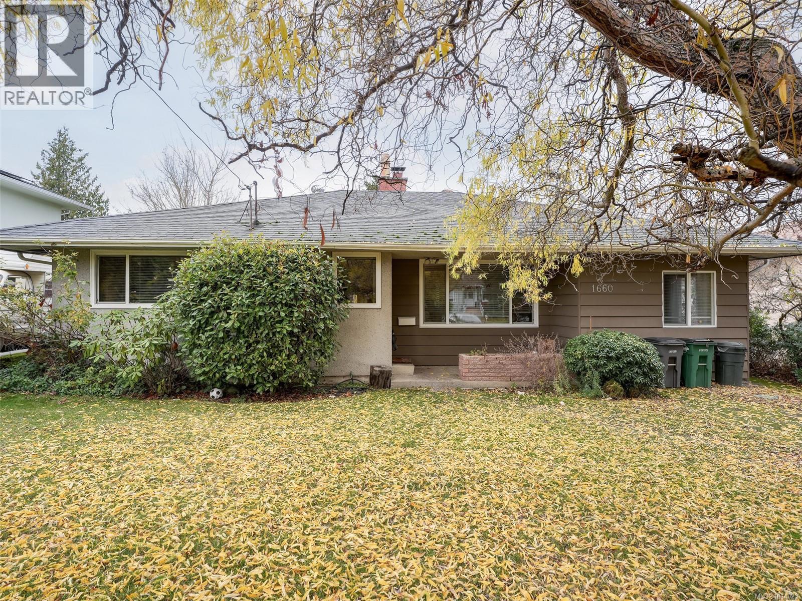  1660 Elm Street, Saanich