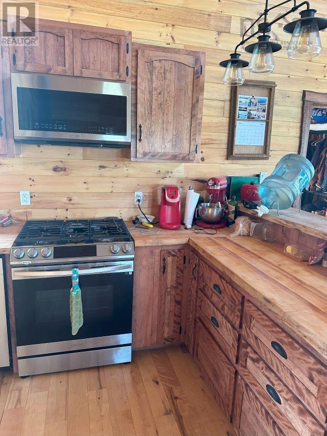 Property 17 of 35 of 1648 Upper Glencoe Road, Erinville