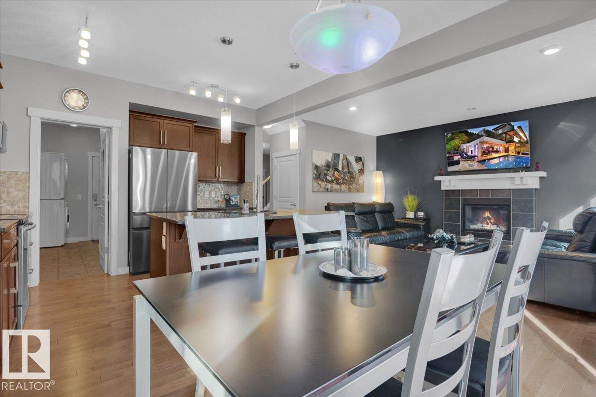 1035 158 ST SW, Edmonton