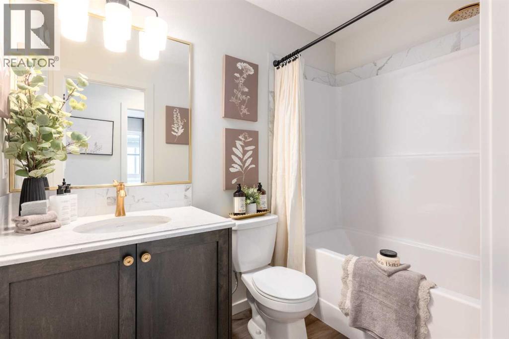 Single Family House for Sale in  Starling Passage NW Moraine Calgary 