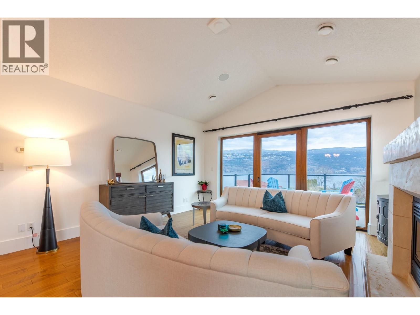 14451 Downton Avenue Unit# 201, Summerland