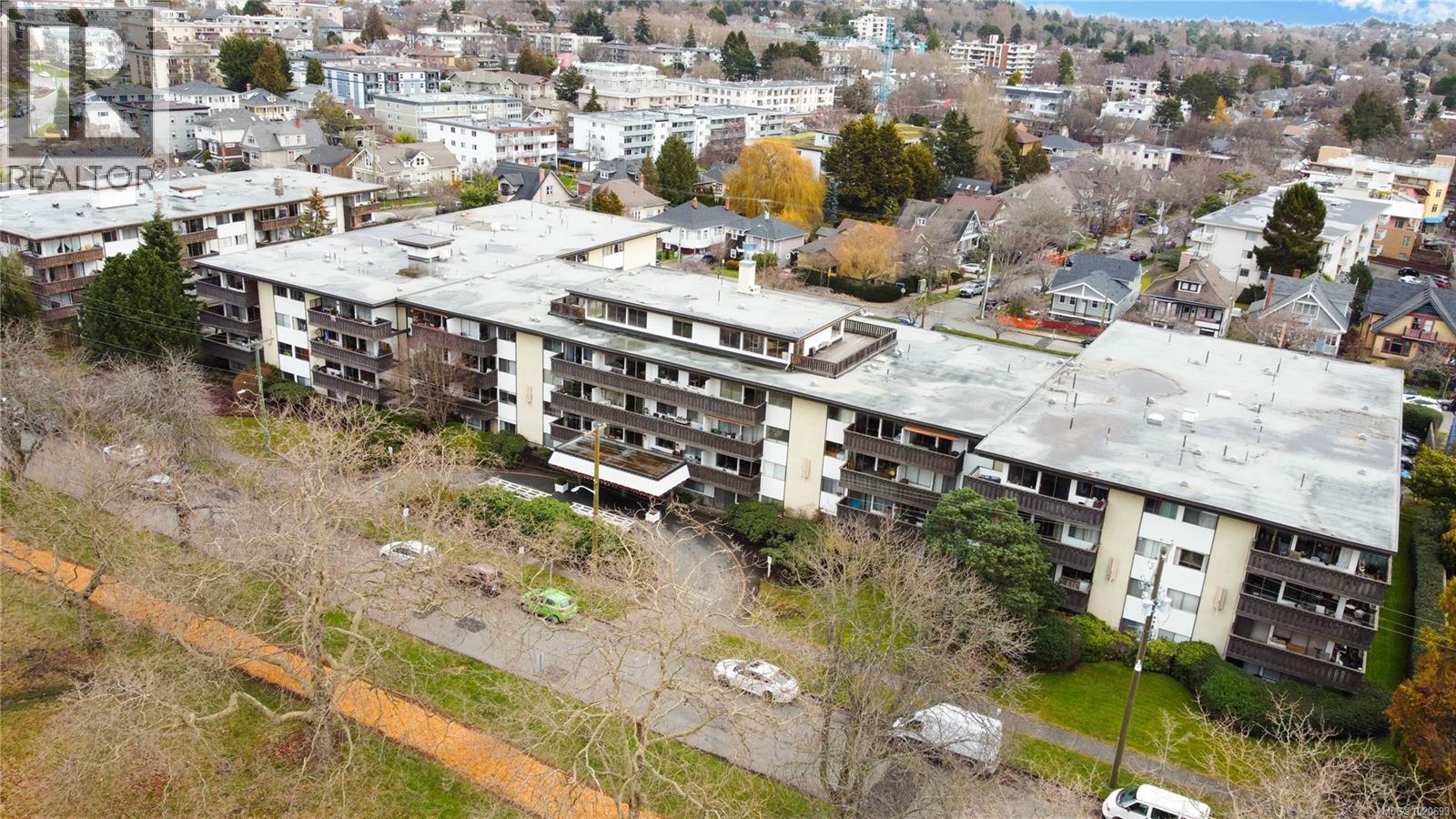 209 964 Heywood Ave, Victoria