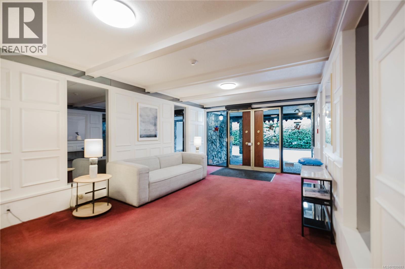 209 964 Heywood Ave, Victoria