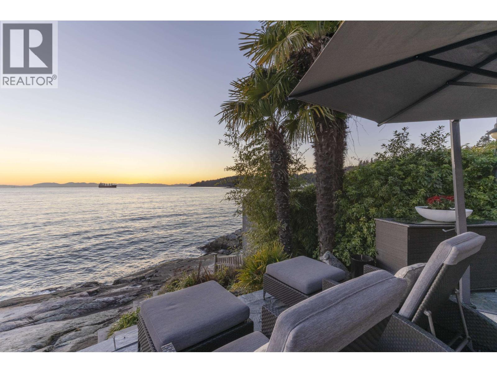 3912 MARINE DRIVE, West Vancouver