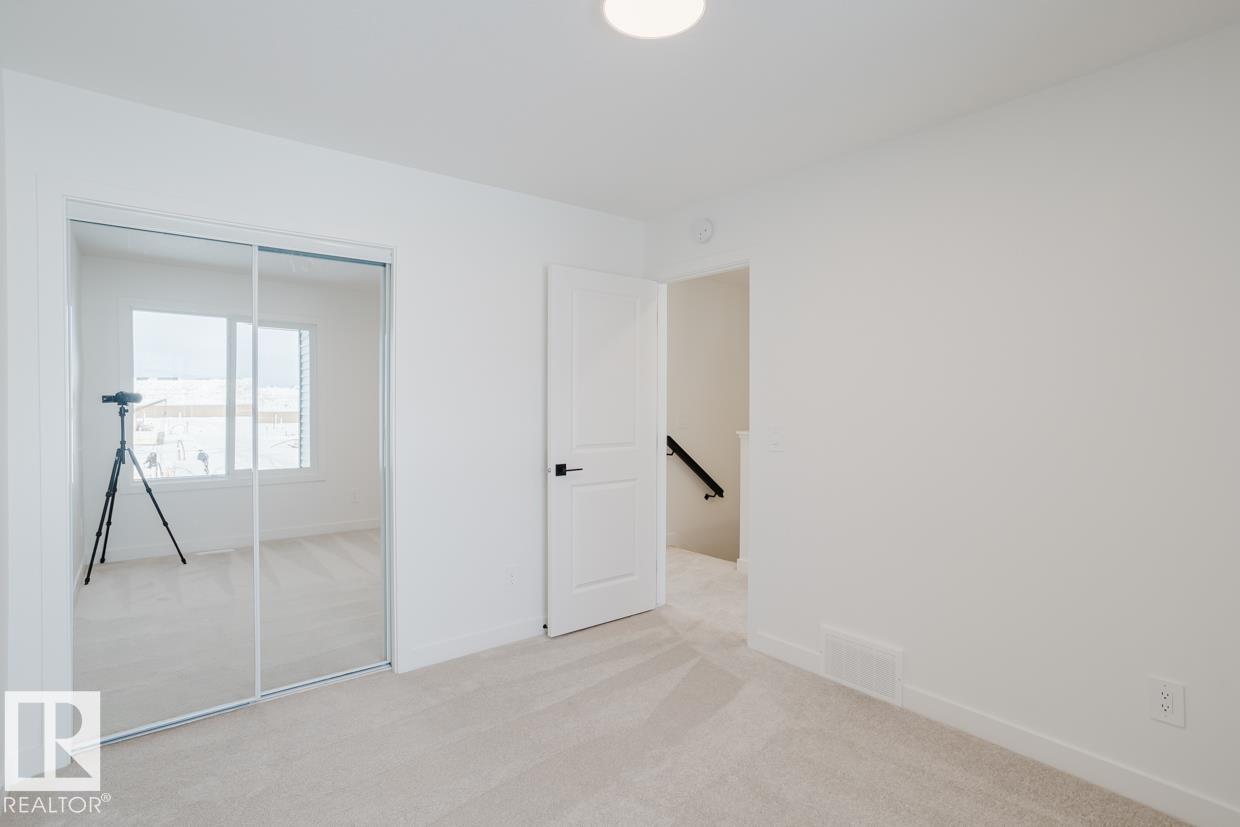 2827 65 ST SW, Edmonton