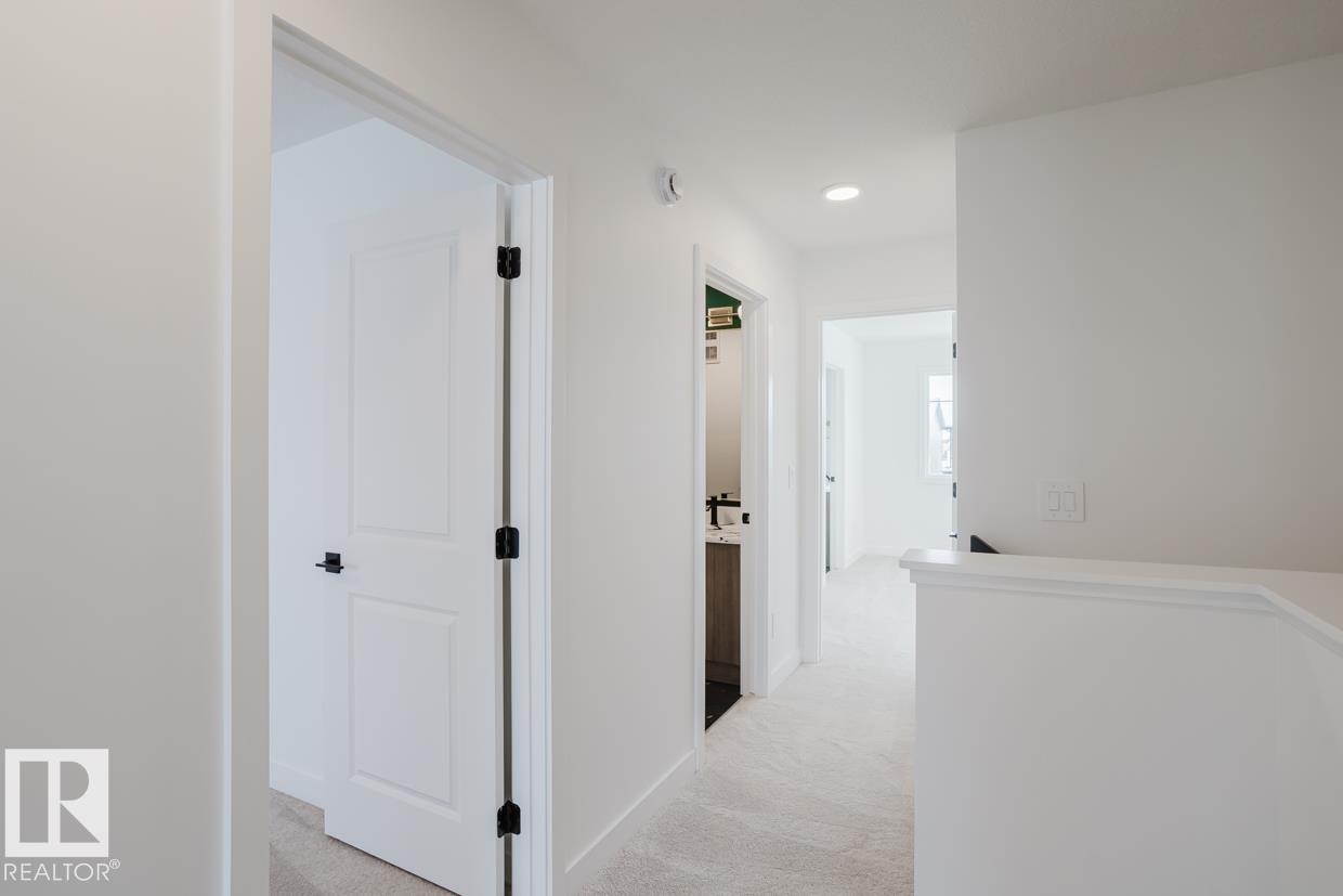 2827 65 ST SW, Edmonton