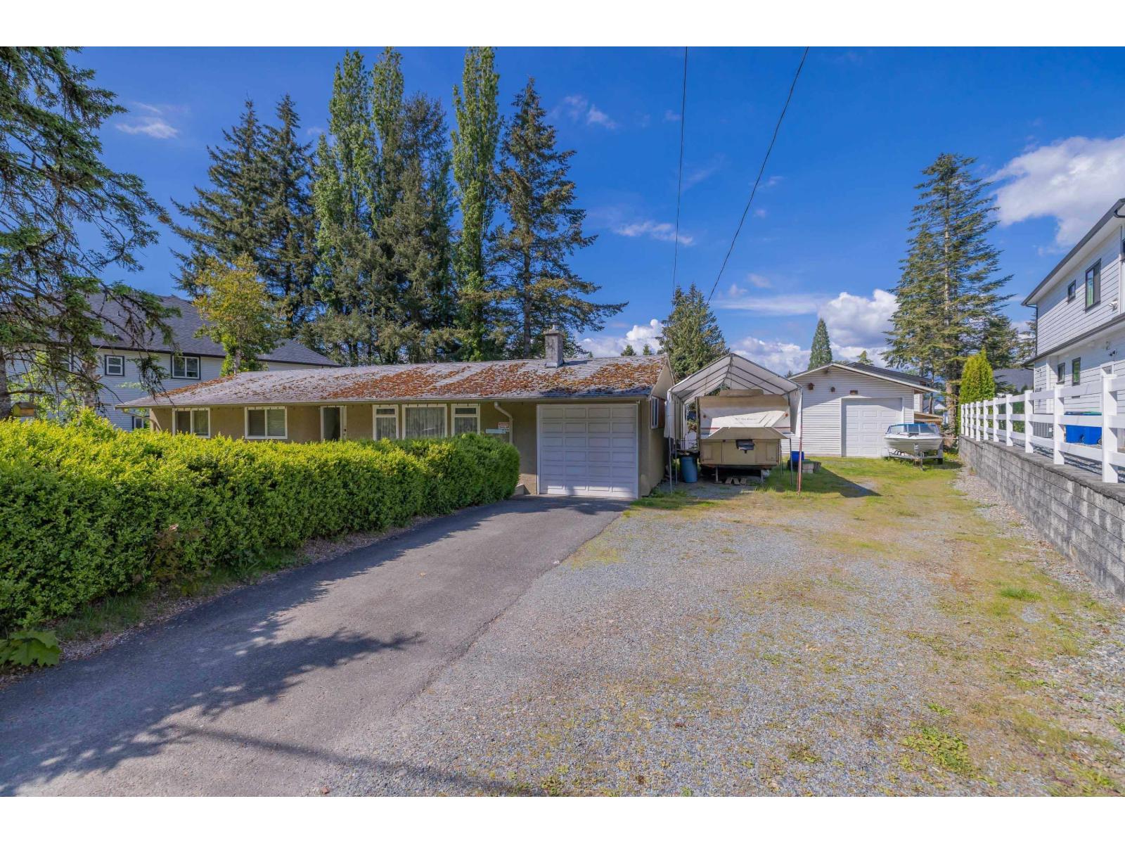 23745 40 AVENUE, Langley