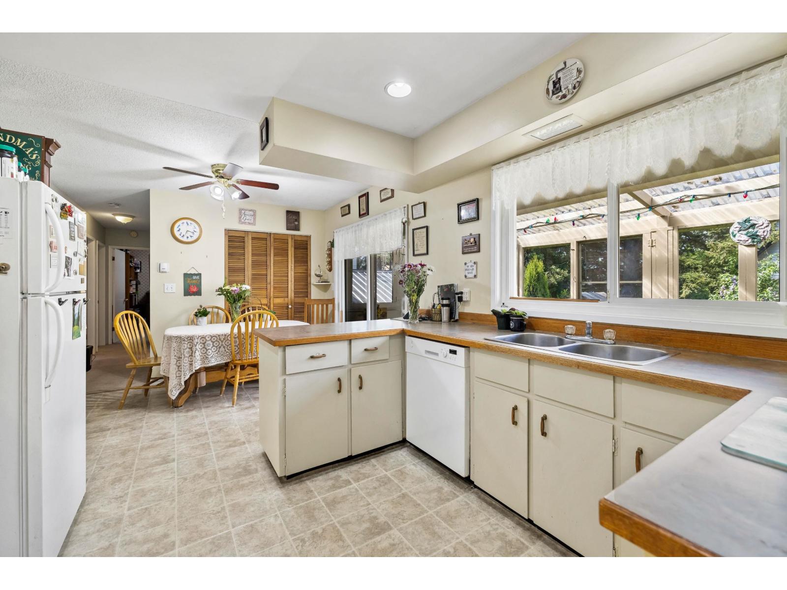 23745 40 AVENUE, Langley