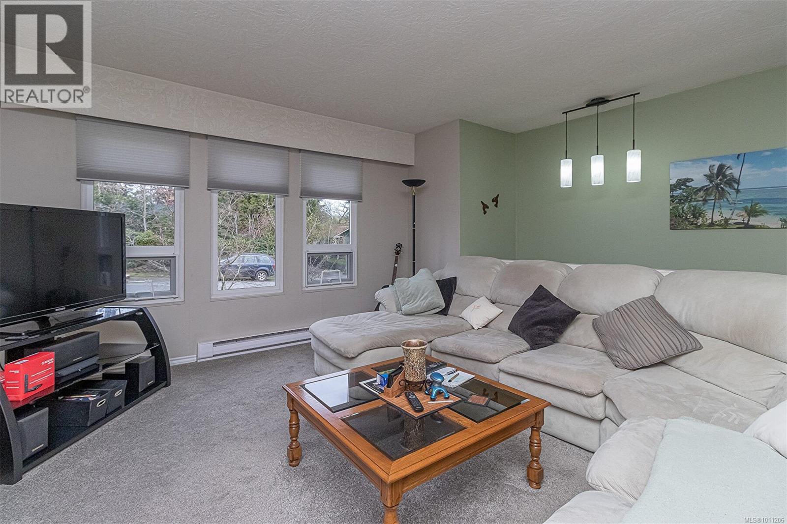 1135 McDonald Cres, Nanaimo