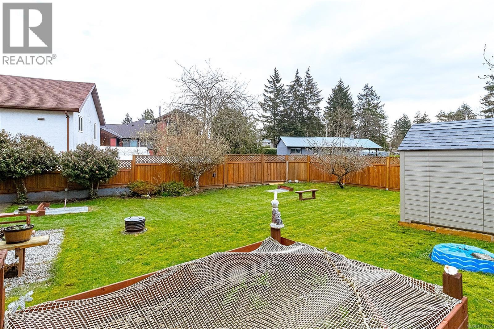 1135 McDonald Cres, Nanaimo