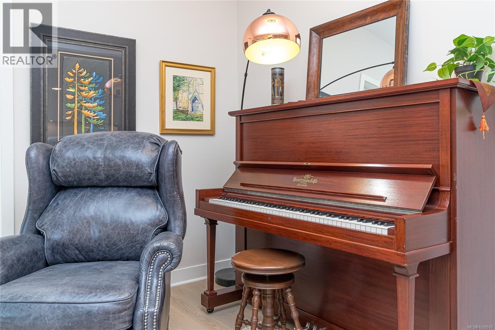 216 1375 Bear Mountain Pkwy, Langford