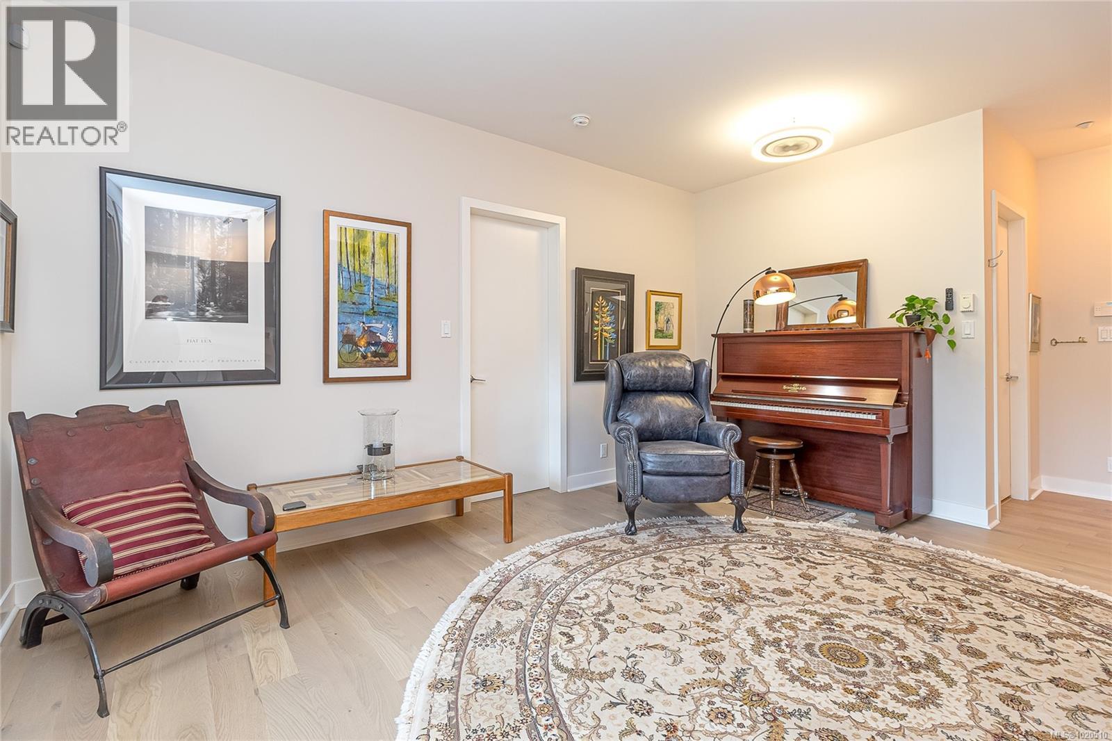 216 1375 Bear Mountain Pkwy, Langford