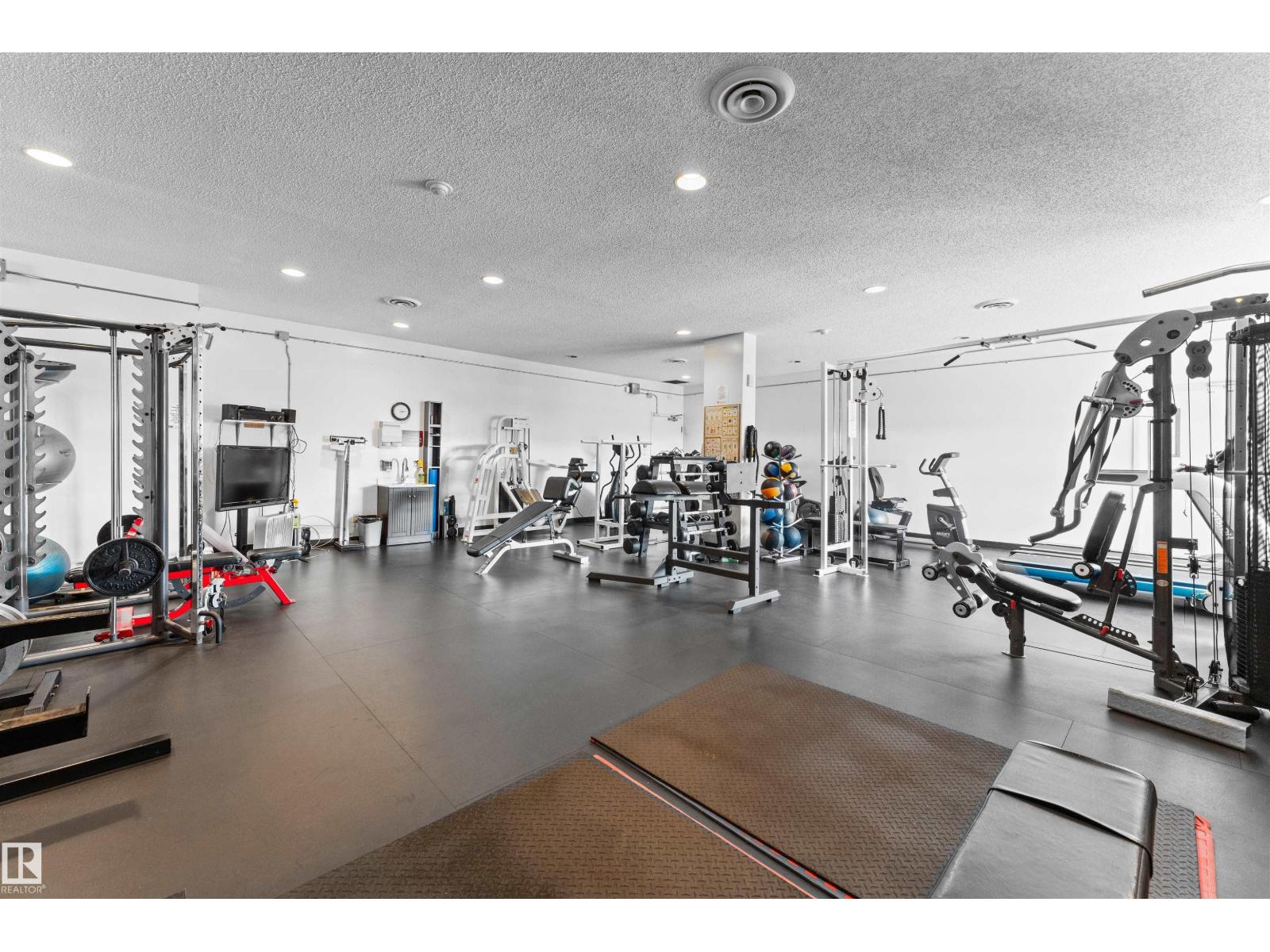 #901 10145 109 ST NW, Edmonton