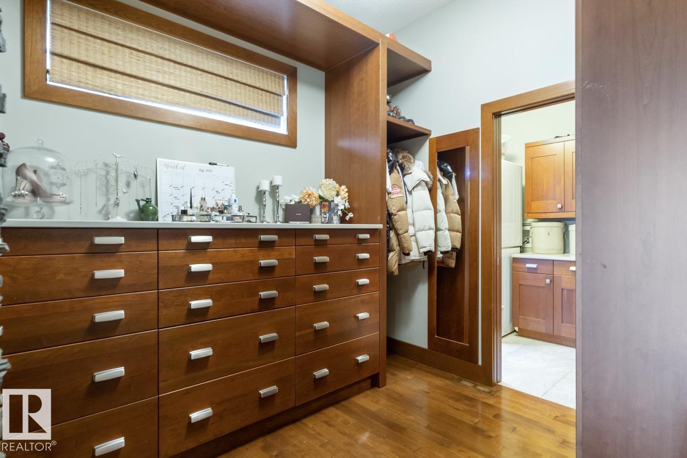 4023 WHISPERING RIVER DR NW, Edmonton