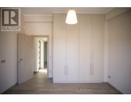 Villa 4 Imion Street, Greece, ON  Photo 17
