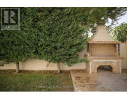 Villa 4 Imion Street, Greece, ON  Photo 38