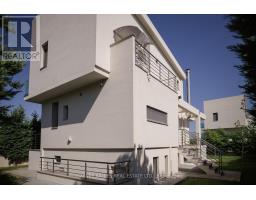 Villa 4 Imion Street, Greece, ON  Photo 39