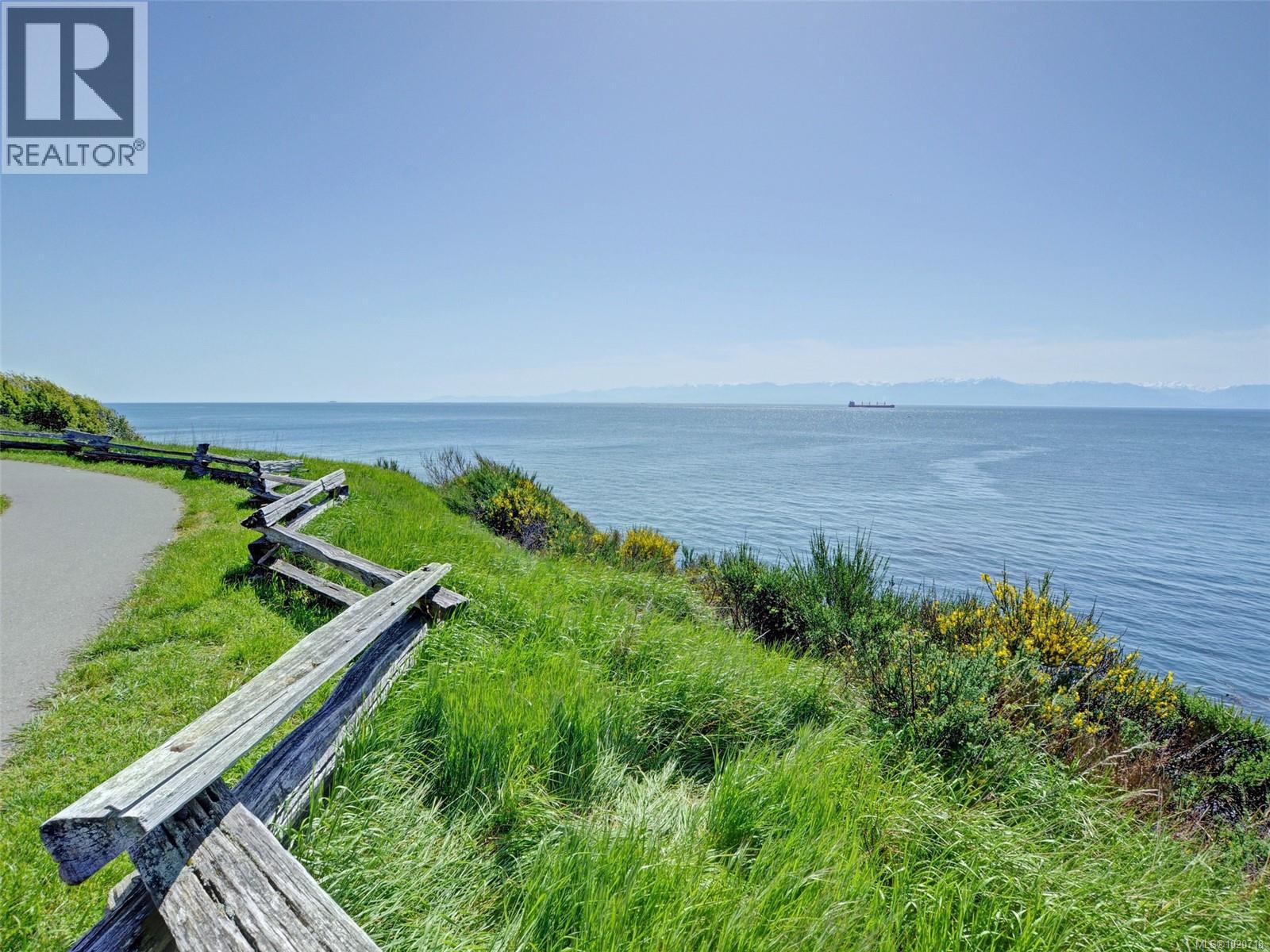 1124 Dallas Rd, Victoria