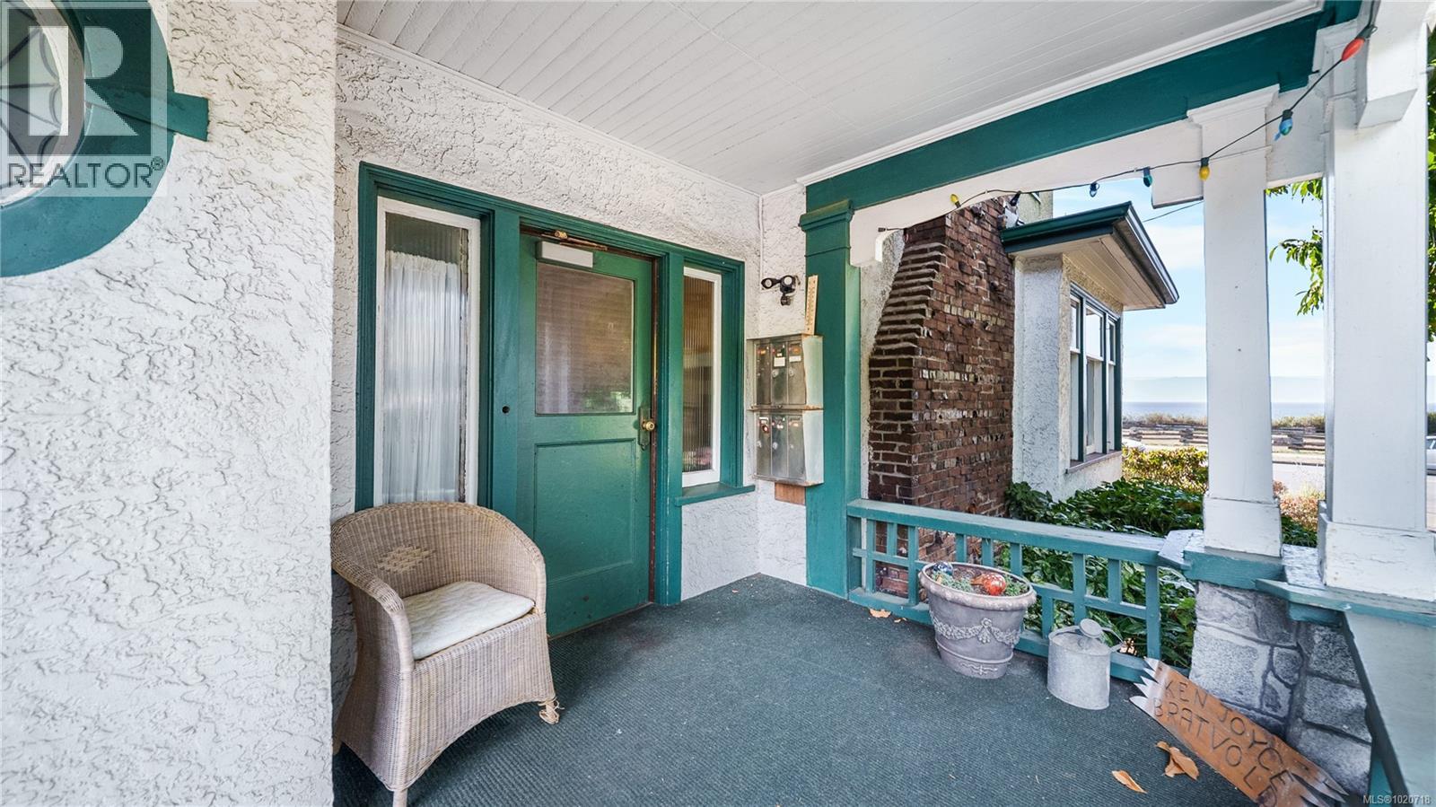 1124 Dallas Rd, Victoria