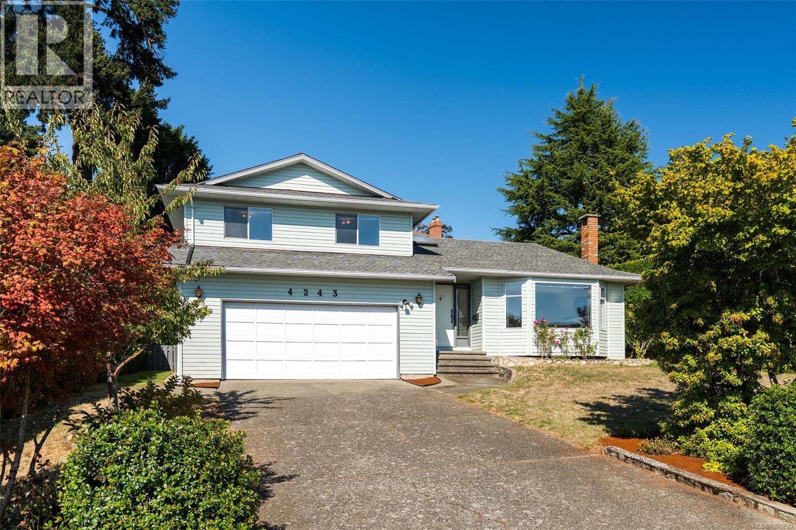 4243 Panorama Dr, Saanich
