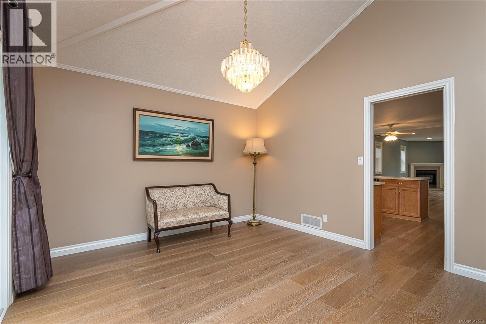  1405 Anna Clare Place, Saanich